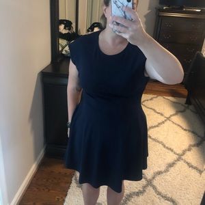 Gap dress, cut out back